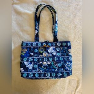 Vera Bradley bag excellent condition